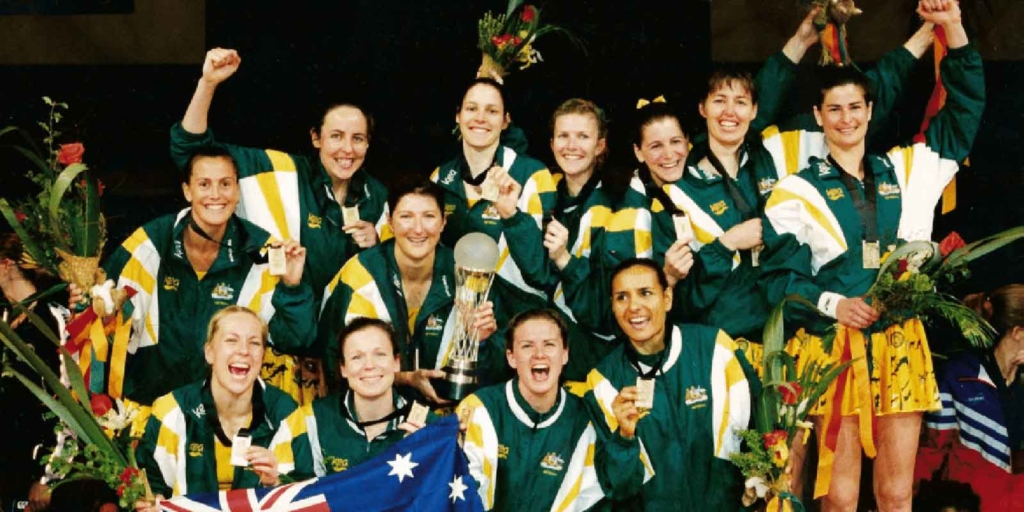 Australia with the trophy at the 1999 World Championships