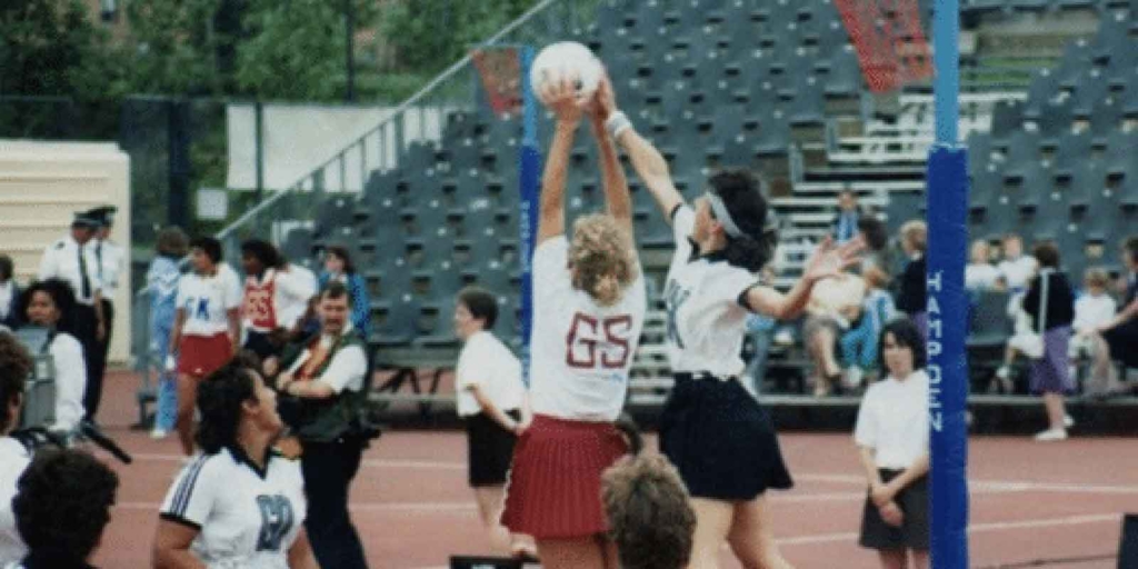 England playing New Zealand during the 1987 World Championships